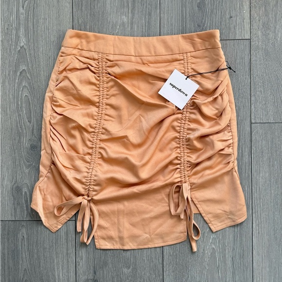 Superdown Xio Ruched Mini Skirt in Orange - Picture 4 of 6